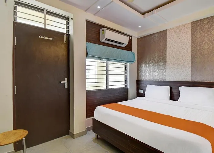 Hotel Radha Nikunj Residency