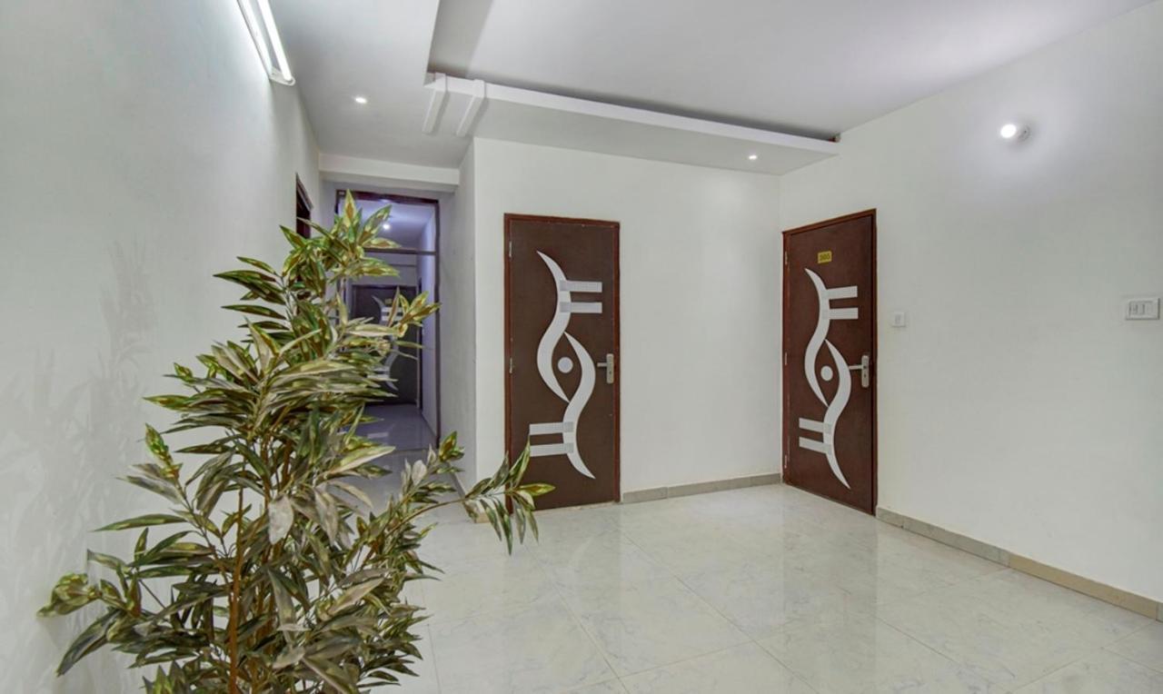 Radha Nikunj Residency Hotel 3*